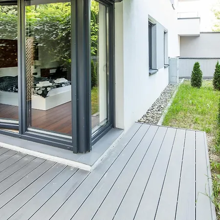 Apartment Bajeczna10