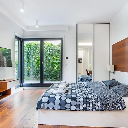 Apartment Bajeczna10