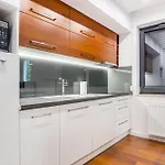 Bajeczna10 아파트 *